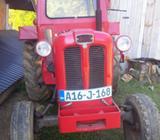 Traktor IMT 558 sa kabinom i bočnom kosom