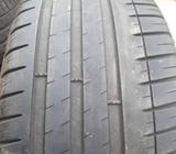 Prodajem 2 gume 225 40 18 Michelin