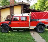 Land Rover Defender pick up putnički