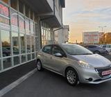 Peugeot 208 1.2 VTi 2014 god 60kW pezo **82.000km**