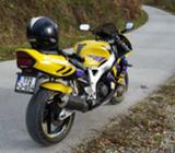 Honda cbr 900