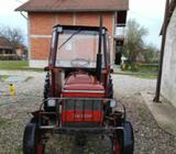 Traktor Zetor 4712